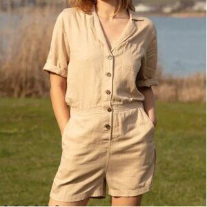 FAHERTY Arlie Day romper in Summer Sand tan